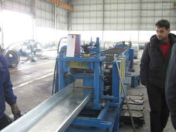Chine Purlins en acier galvanisés de kits de bâtiment d'acier de construction pour toutes les tailles fournisseur