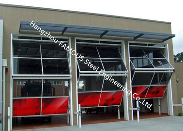 Chine Porte en hausse verticale de pli de Bi de cadre de portes industrielles en verre en aluminium de Garege avec à télécommande fournisseur